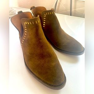 Calleen Cordero ankle boot olive green suede